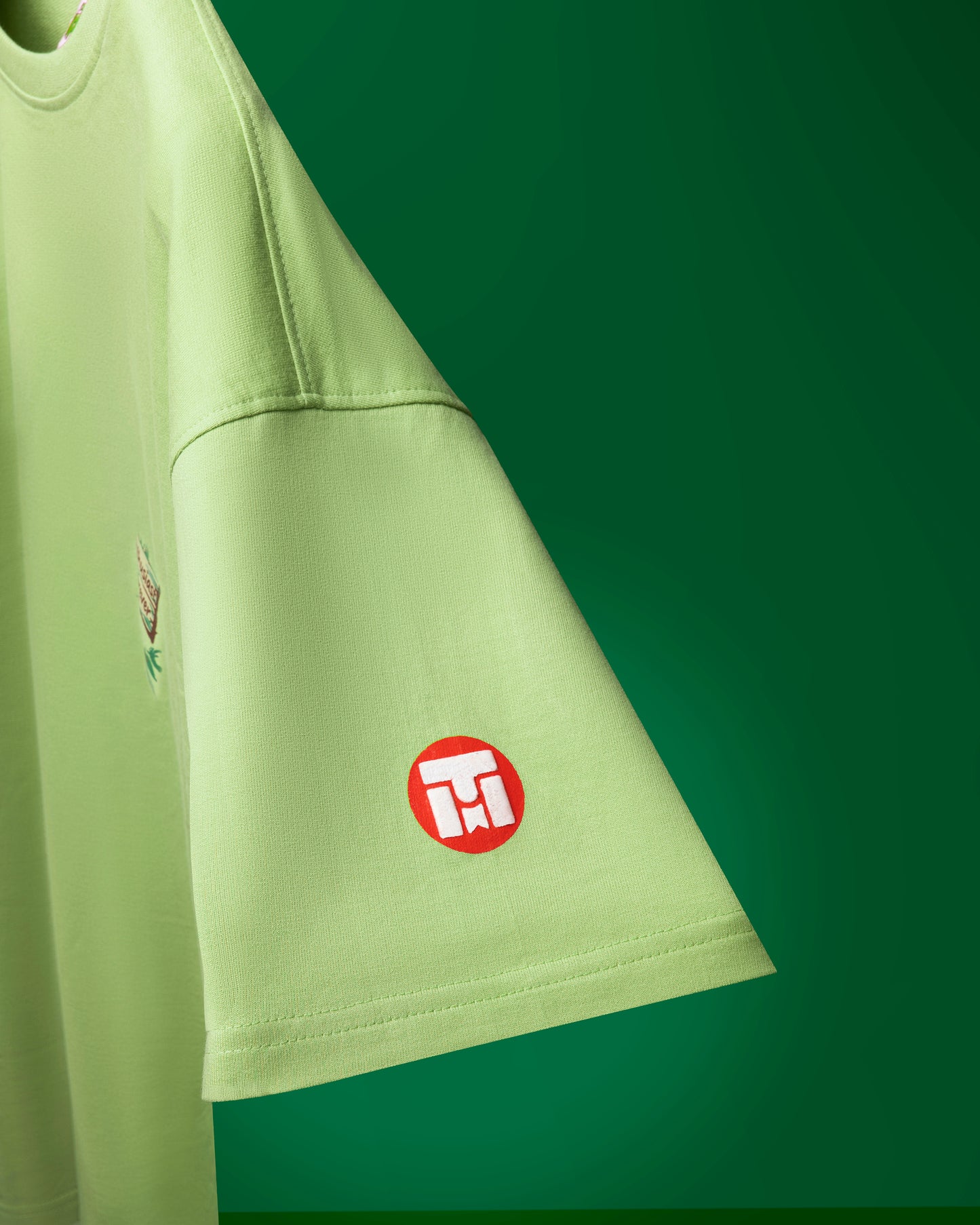 Pear Green Sleeping Panda DND Men’s Oversized T-Shirt