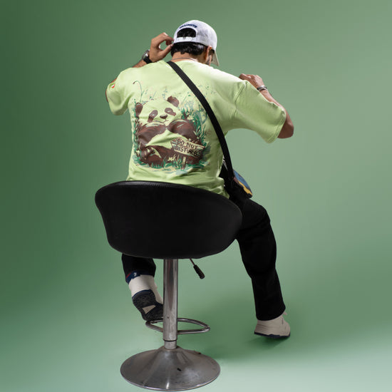 Pear Green Sleeping Panda DND Men’s Oversized T-Shirt